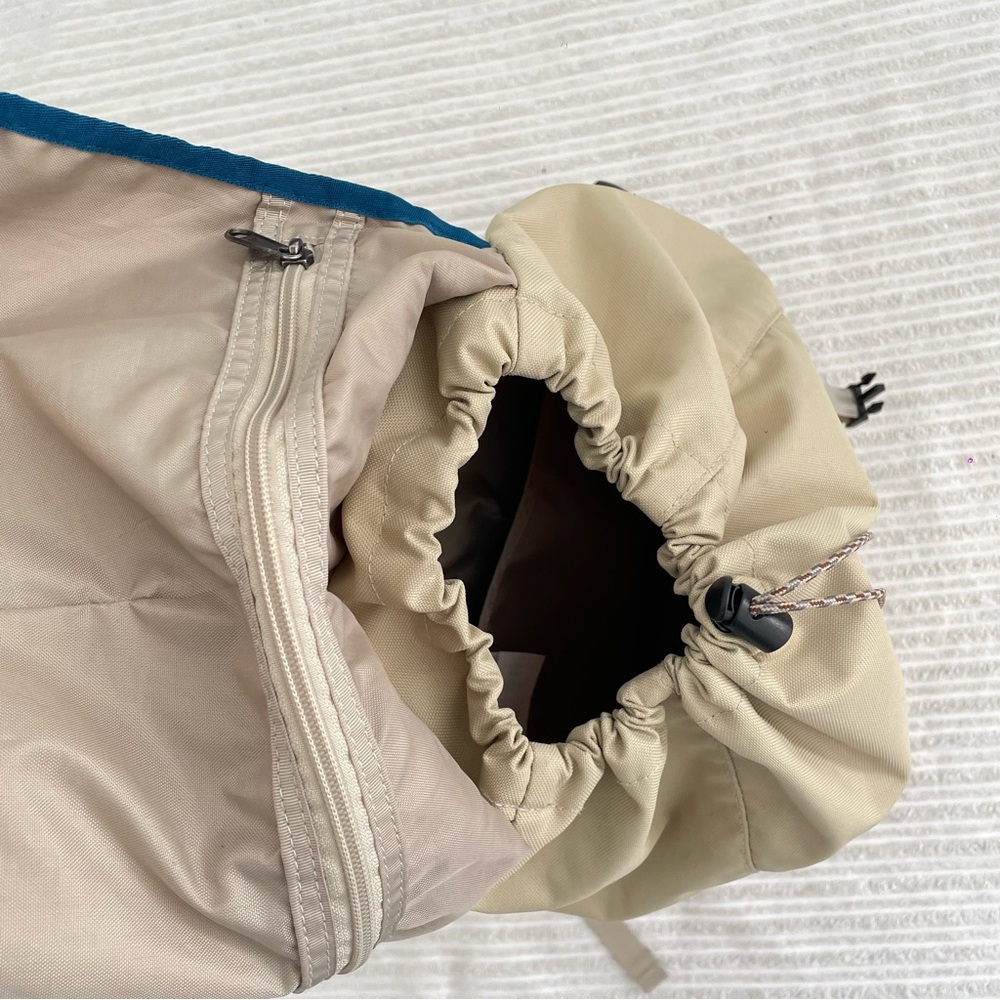 Patagonia Arbor Classic 25L Unisex Beige Backpack - Picture 7 of 11